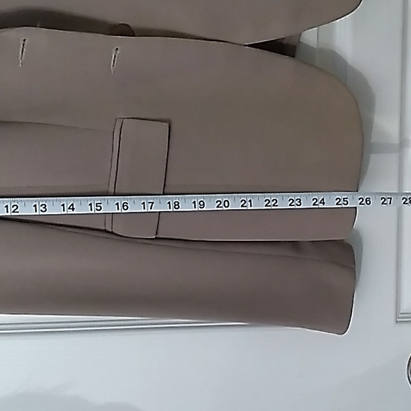 Georgiou Studio Putty-Colored Suit Jacket - Picture 6 of 7